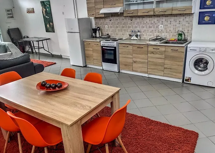 Juliet House * Patras